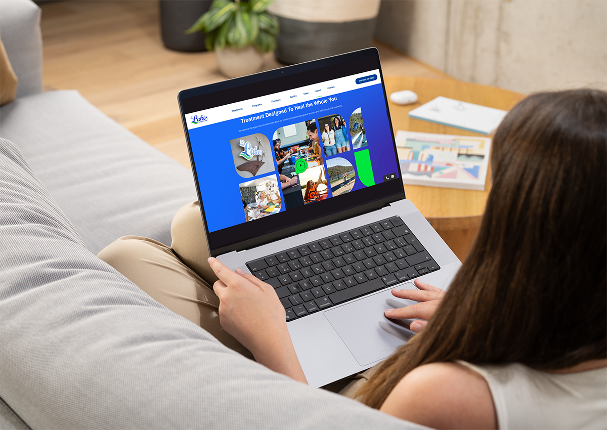 12sm-the-lakes-mockup-06